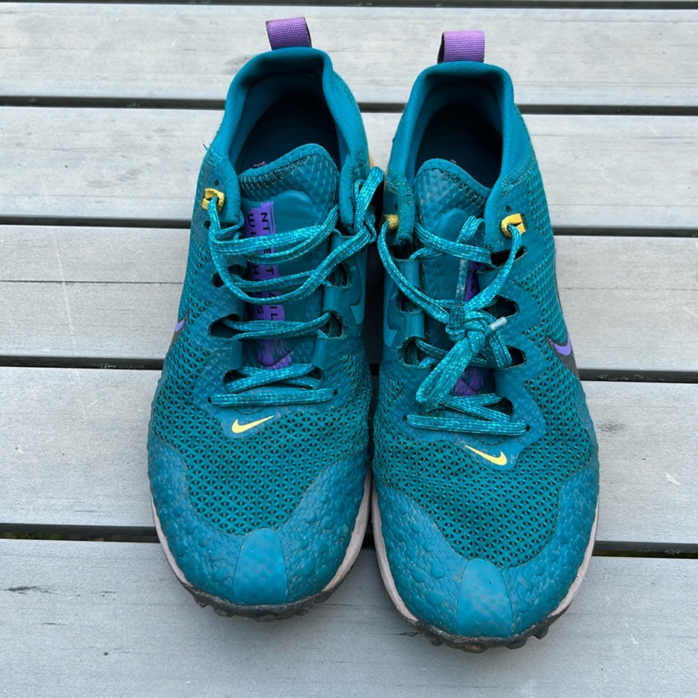 Nike Trail Wildhorse outdoor running shoes size 8